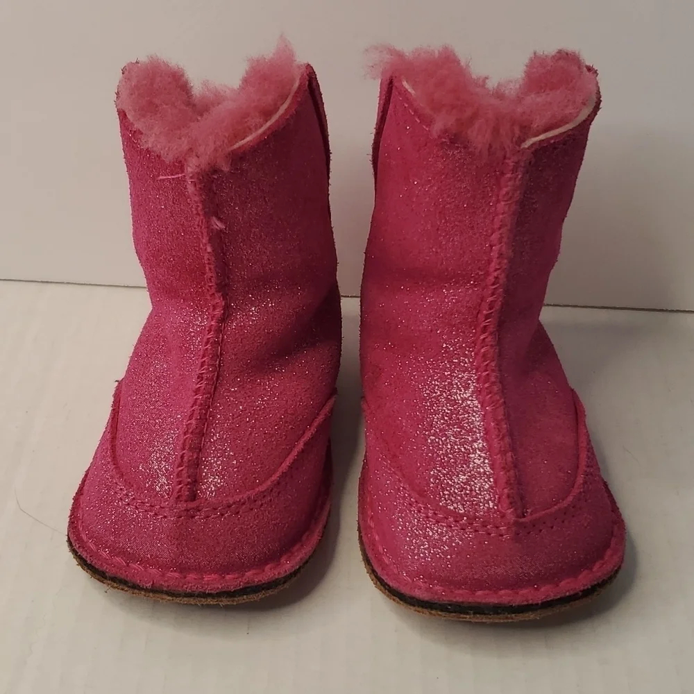 Ugg baby girl Sheepskin & Leather sparkly boots